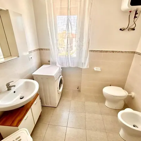 Apartment Riccardo Vicino Al Mare Con A/c